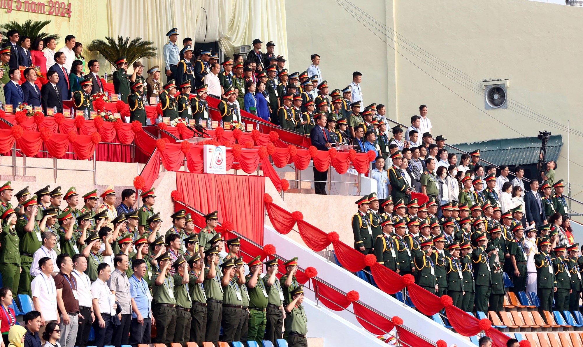 Tổng duyệt diễu binh, diễu hành kỷ niệm 70 năm Chiến thắng Điện Biên Phủ - ảnh 4