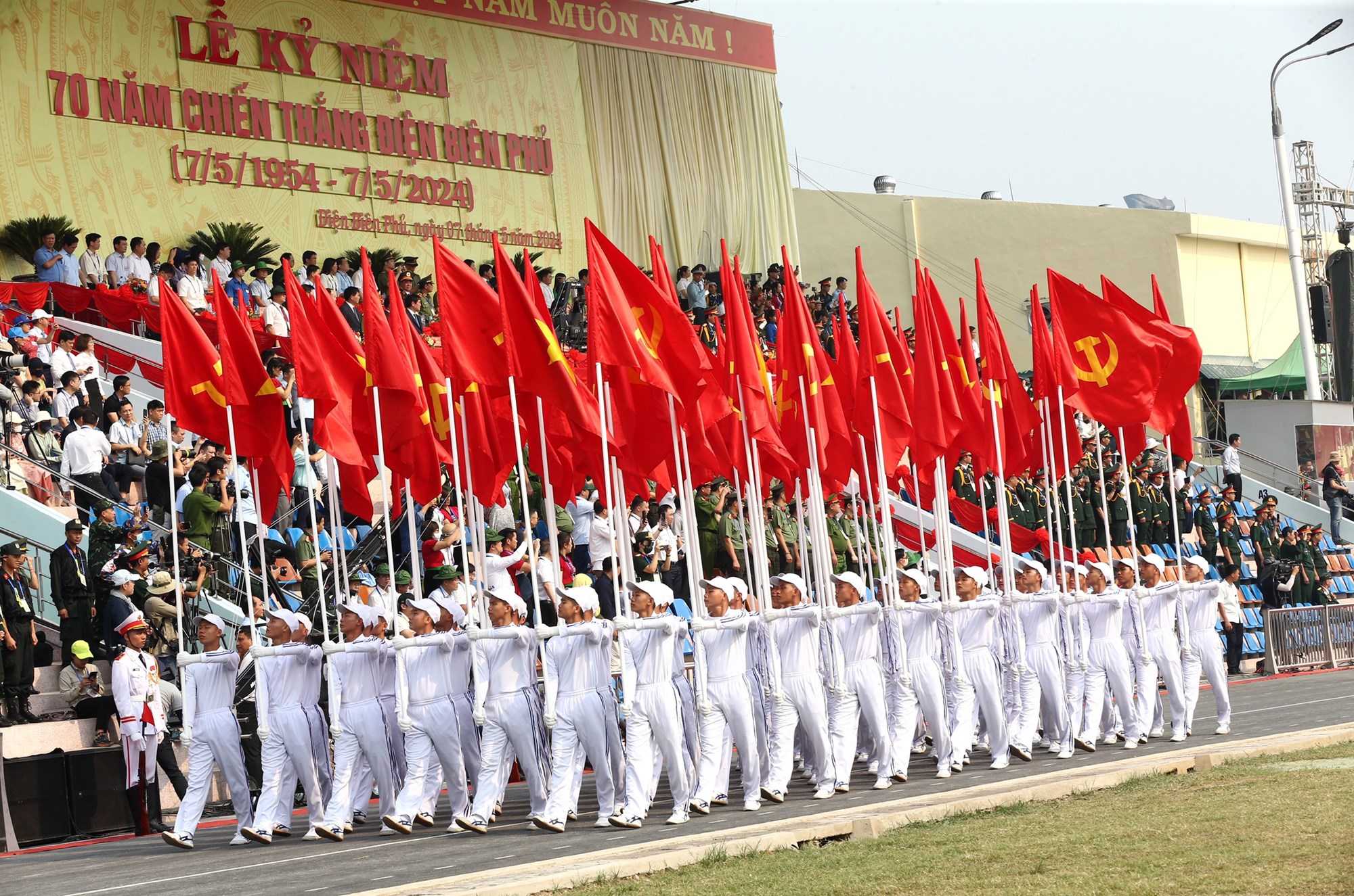 Tổng duyệt diễu binh, diễu hành kỷ niệm 70 năm Chiến thắng Điện Biên Phủ - ảnh 5