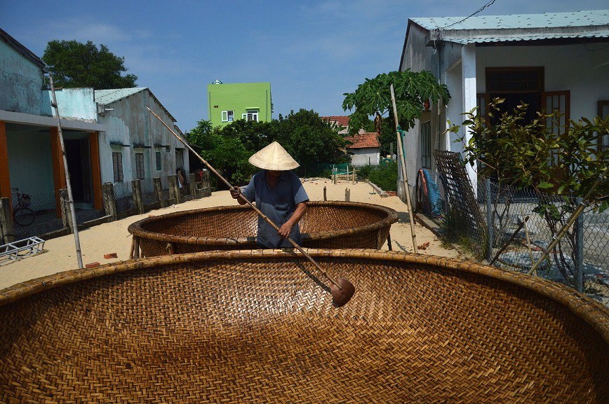 Nghề đan thuyền thúng ở Bình Minh  - ảnh 6
