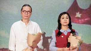 NSND Trần Lực, Thu Hà giao lưu tại Tuần phim về Chiến thắng Điện Biên 