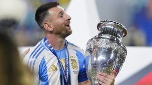 Đăng quang Copa America 2024, Messi trở thành cầu thủ có nhiều danh hiệu vô địch nhất lịch sử