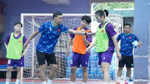 Tuyển Futsal nữ Việt Nam thi đấu giải Đông Nam Á 