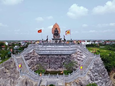  Những buổi ngày xưa vọng nói về