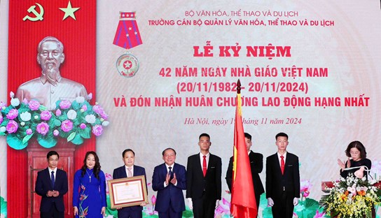 Nỗ lực thực hiện lời Bác dạy “Văn hóa phải soi đường cho quốc dân đi”