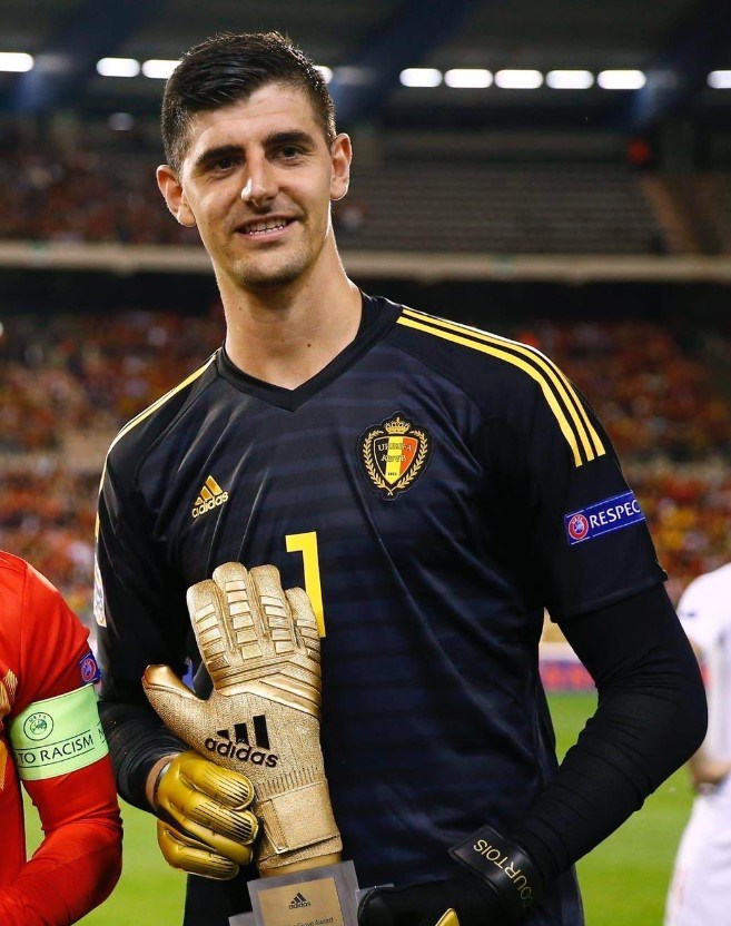 Thibaut Courtois tuyên bố chia tay tuyển Bỉ vì HLV Tedesco - ảnh 1